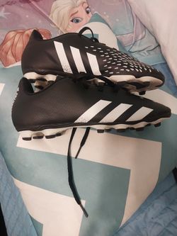Adidas Soccer Cleats Size 5 Great Condition 