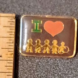 I Love Heart Family People Children Vintage Collectible Lapel Pin A-1