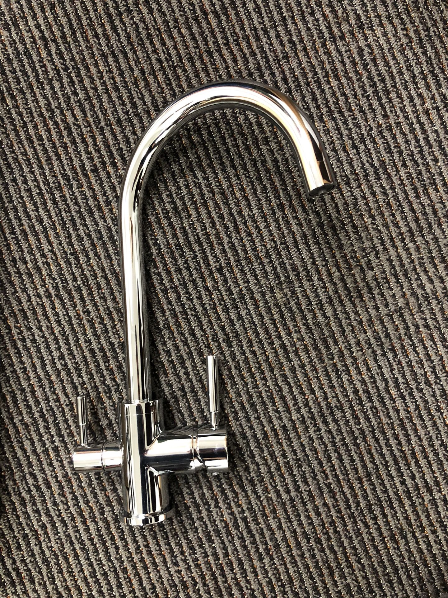 Waterlux 3 Way Kitchen Faucet Silver *new*(for use with RO system)