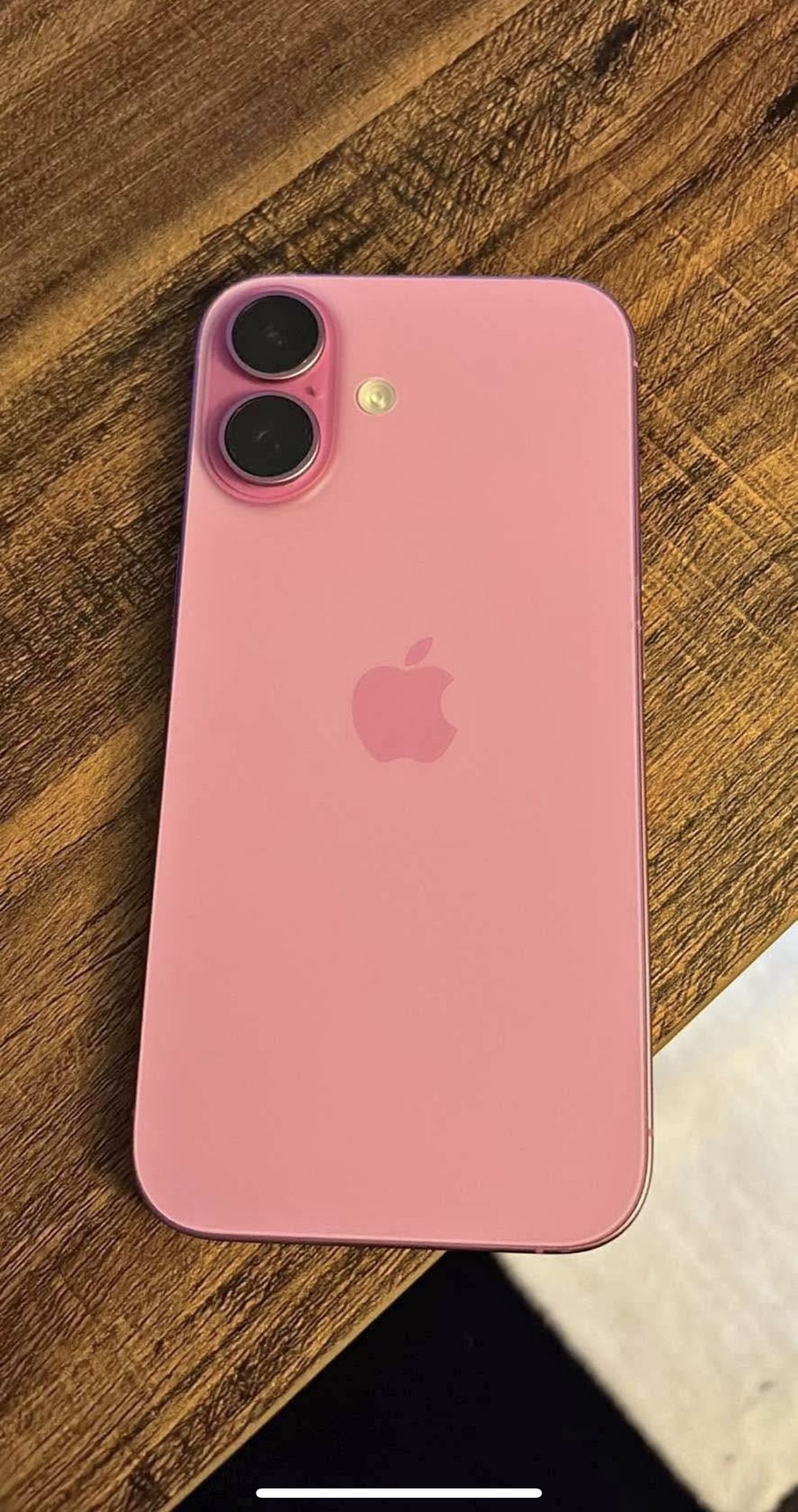 Pink iPhone 16 Plus 128gb