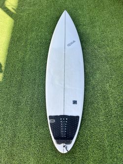 Surfboard 6’2”