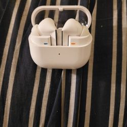 Samsung  Buds  3 Pro Used Like New,,,,clear Calls,,superb Sound