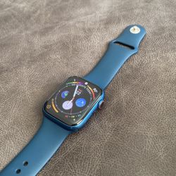 45mm Apple Watch Series 7 Cellular 