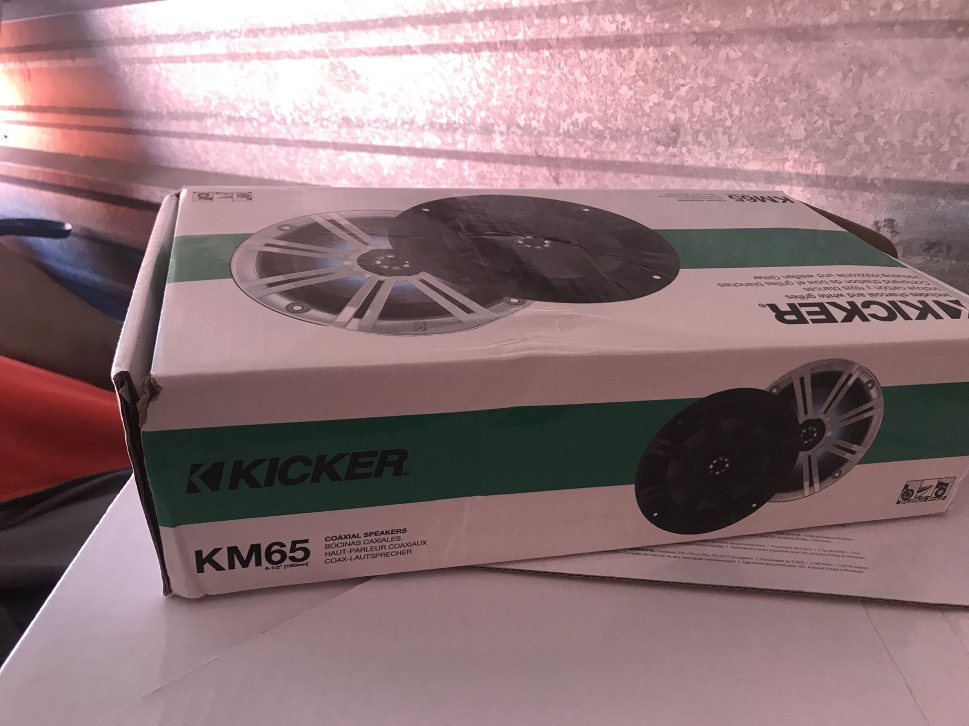 Kickers marine speakers