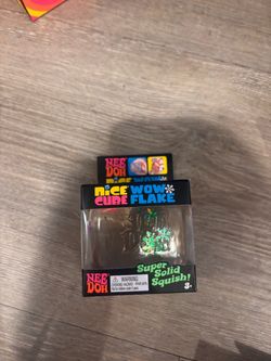 Nee Doh Nice Cube Wow Flake