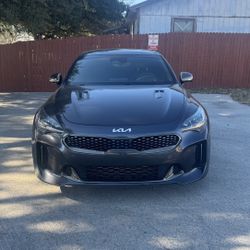 🌟 2022 KIA STINGER 