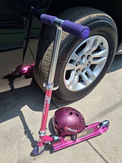 Girl's Razor A+ LED lights Kick Scooter