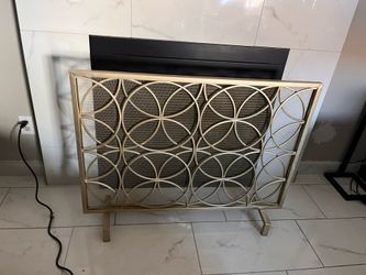 Nobles House Valeno Gold Iron 1-Panel Fireplace Screen