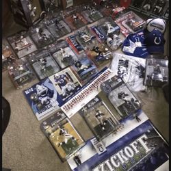NFL McFarlane Figures / Signatures Etc