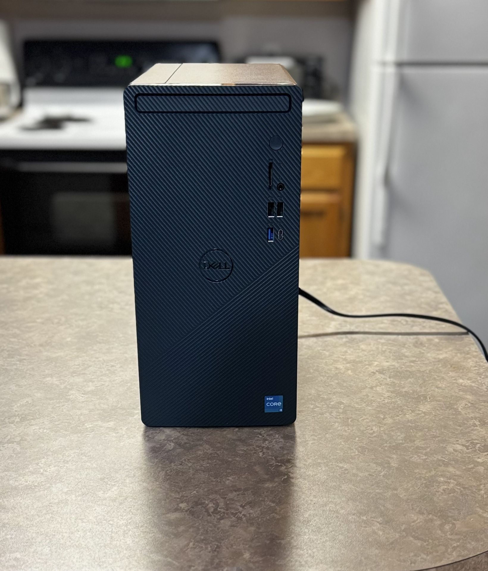 Dell Inspiron 3030 Desktop PC, Intel Core i3, 8GB Memory