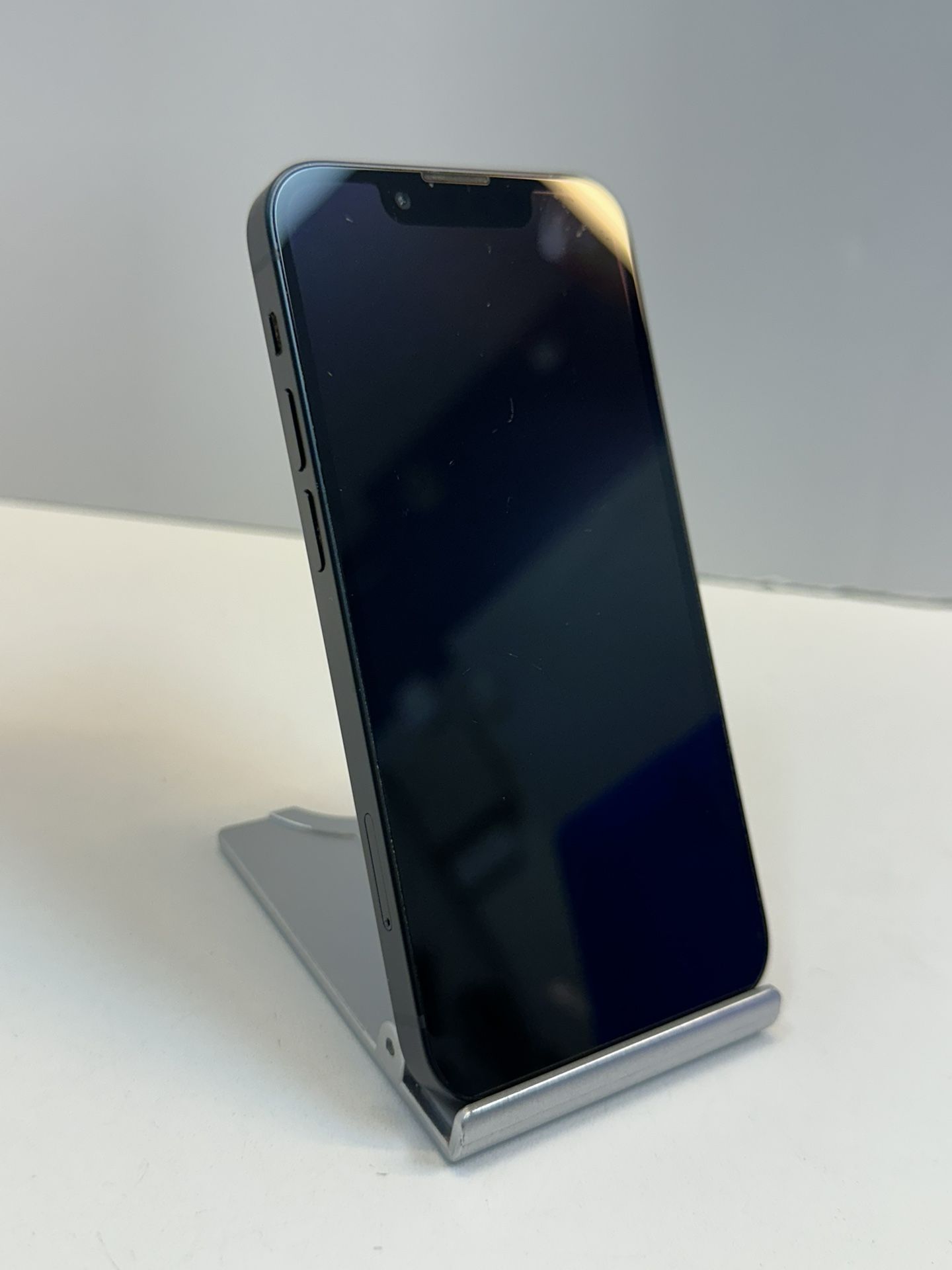 Apple iPhone 13 MINI 128gb. ( Fully Unlocked )