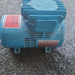 D500 1/10 HP  AIR COMPRESSOR 