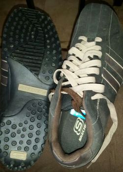 Brand new Men's Skechers SZ12