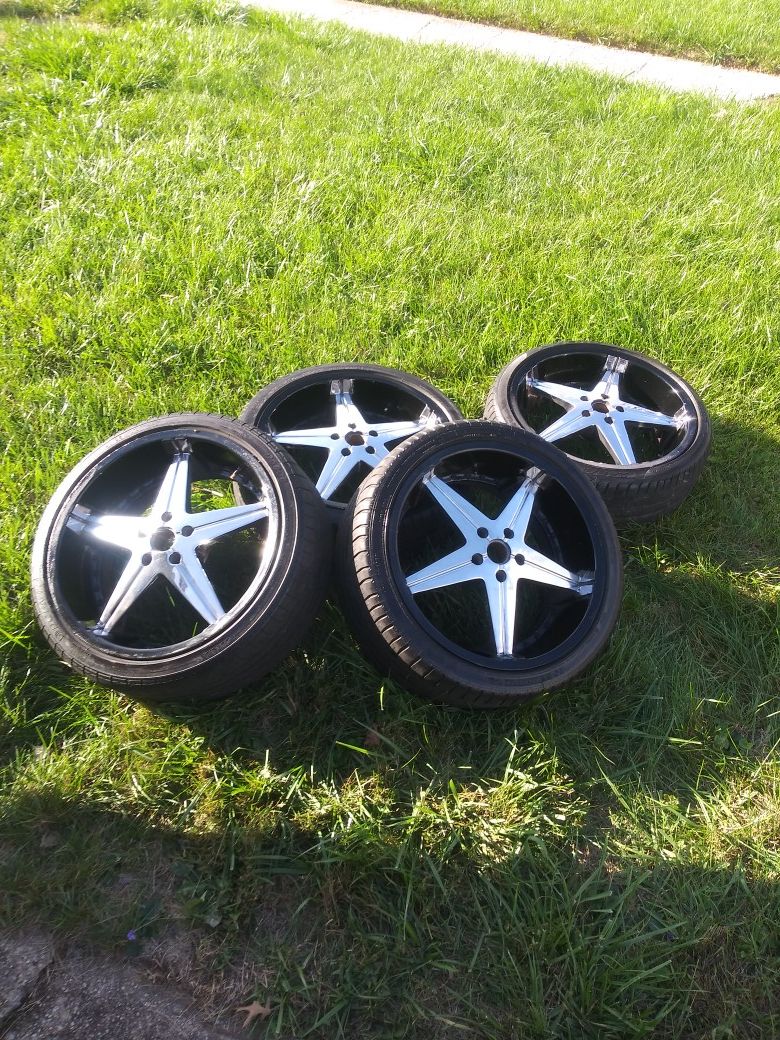 20 inch rims all 4 Black n Chrome 5x4.5