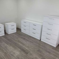 Dresser , Chest And 2 Nightstands - Cómoda, Gavetero Y 2 Mesitas De noche 