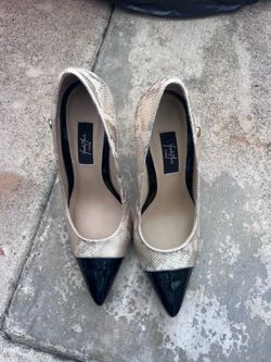 Yanela Marín (Designer boutique based in Chile) size 6.5