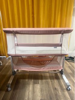 Baby bassinet and swing