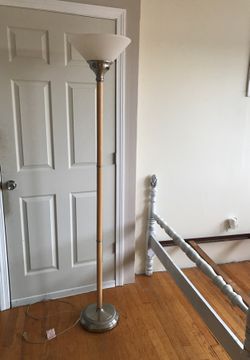 Floor lamp