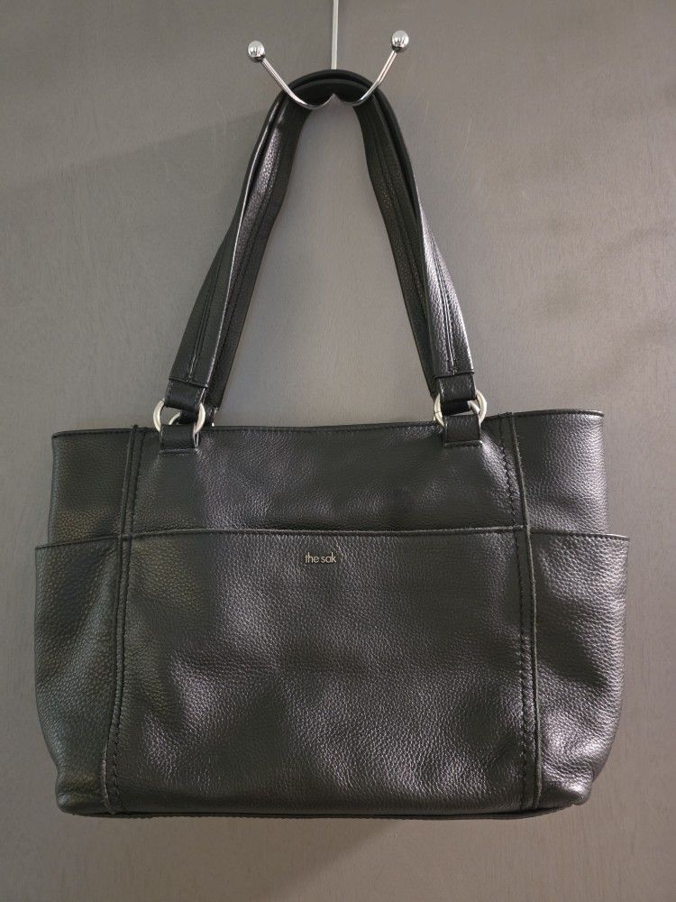 Medium Black Leather Sak Purse