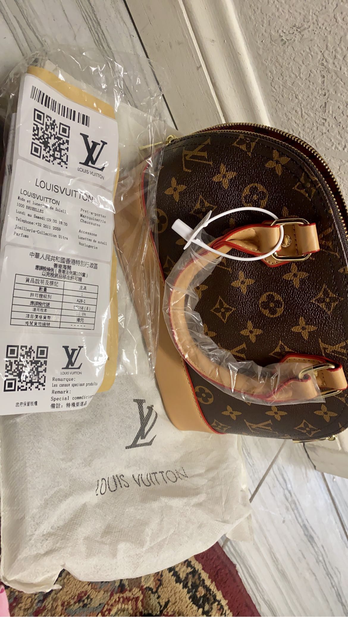 Leather Speedy Duffle Hangbag for Sale in Las Vegas, NV - OfferUp