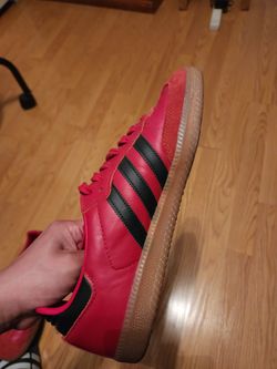 Adidas Samba (Bayern Munich) for Sale in Paramount, CA - OfferUp