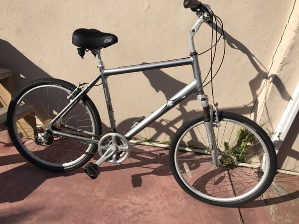 Raleigh Venture 4 0 Xl 22 Frame 26 Wheels Nice Comfort Bike