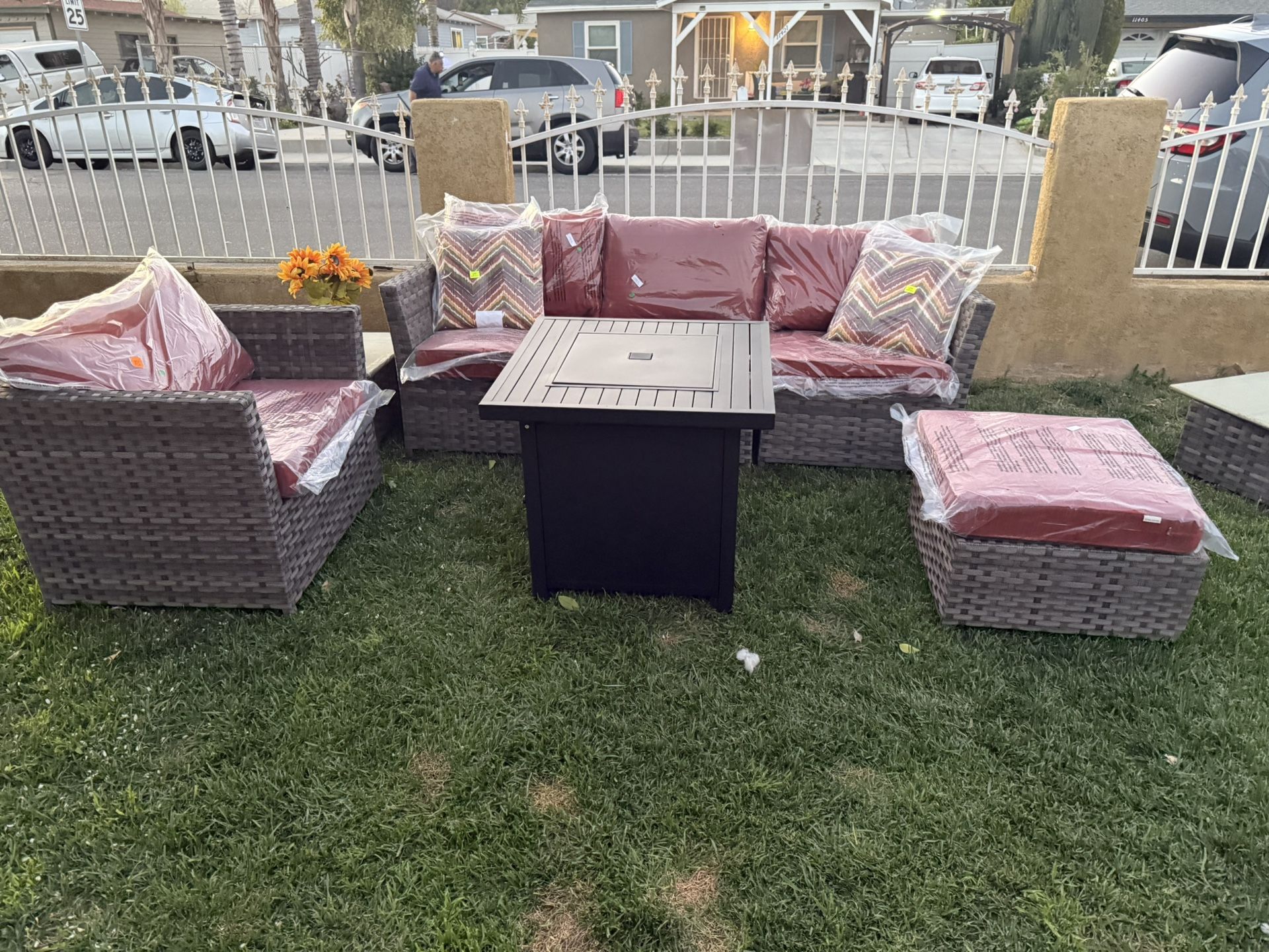 Brand New Patio Outdoor Furniture Set With Fire Pit