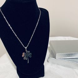 Lucky Shamrock Stainless Steel Chain And Pendant