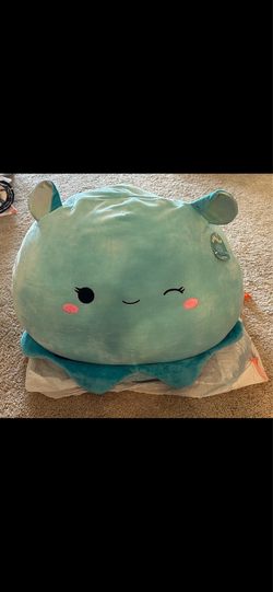 Loretta 24” Squishmallow