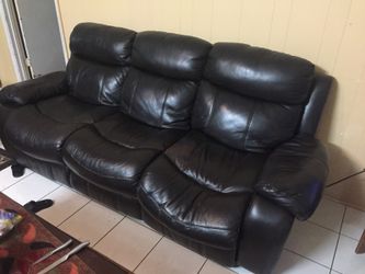 Leather reclined sofa