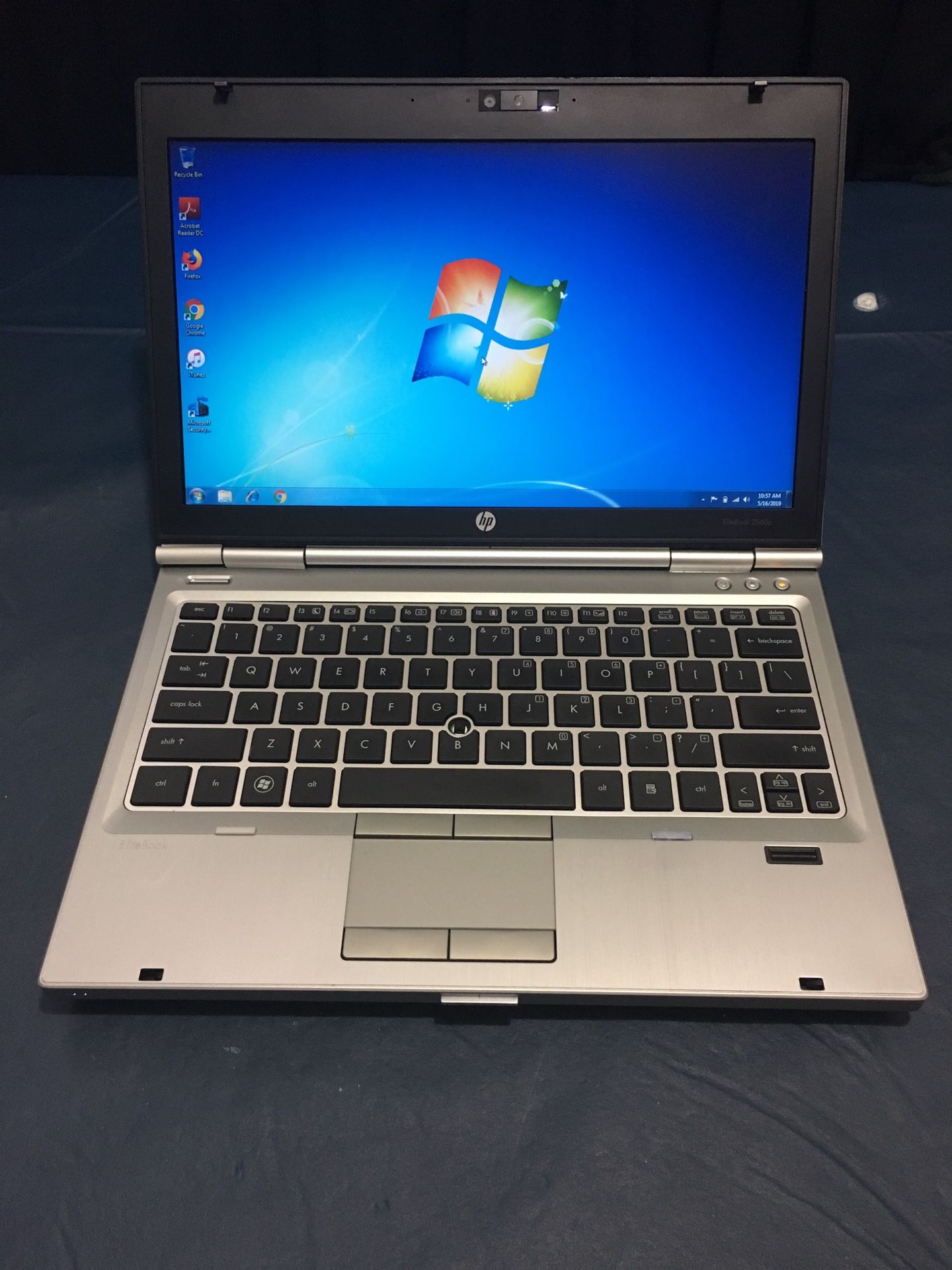 HP ELITEBOOK 2560p Intel i7 2.7 GHz 4GB RAM 128GB SSD HD Windows 7 profecinal