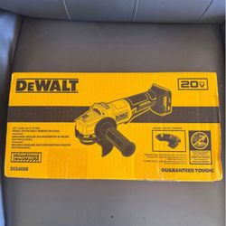 Dewalt 4.5" / pulg / po (115 mm) PADDLE SWITCH ANGLE GRINDER
