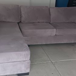 Nice Gray Sectional Couch 