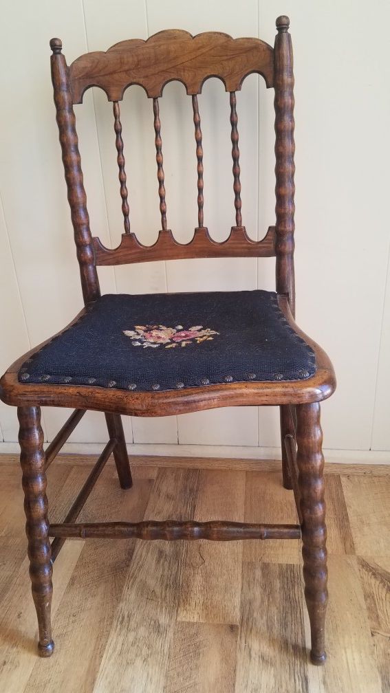 ANTIQUE CHAIR for Sale in Scottsdale, AZ OfferUp