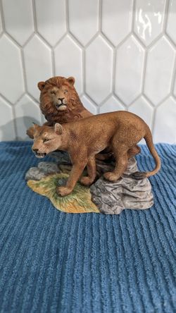 Lion Figurine 
