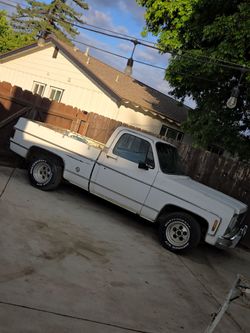1978 GMC Sierra custom short bed truck