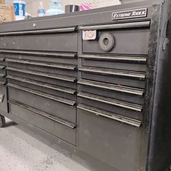 72" Extreme Tools Tool Box