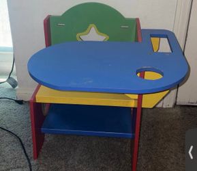 Kids Wooden Desk with Chair