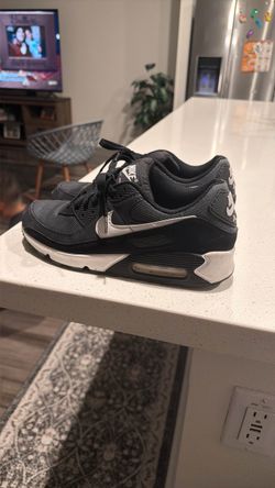 Nike AirMax $100 OBO