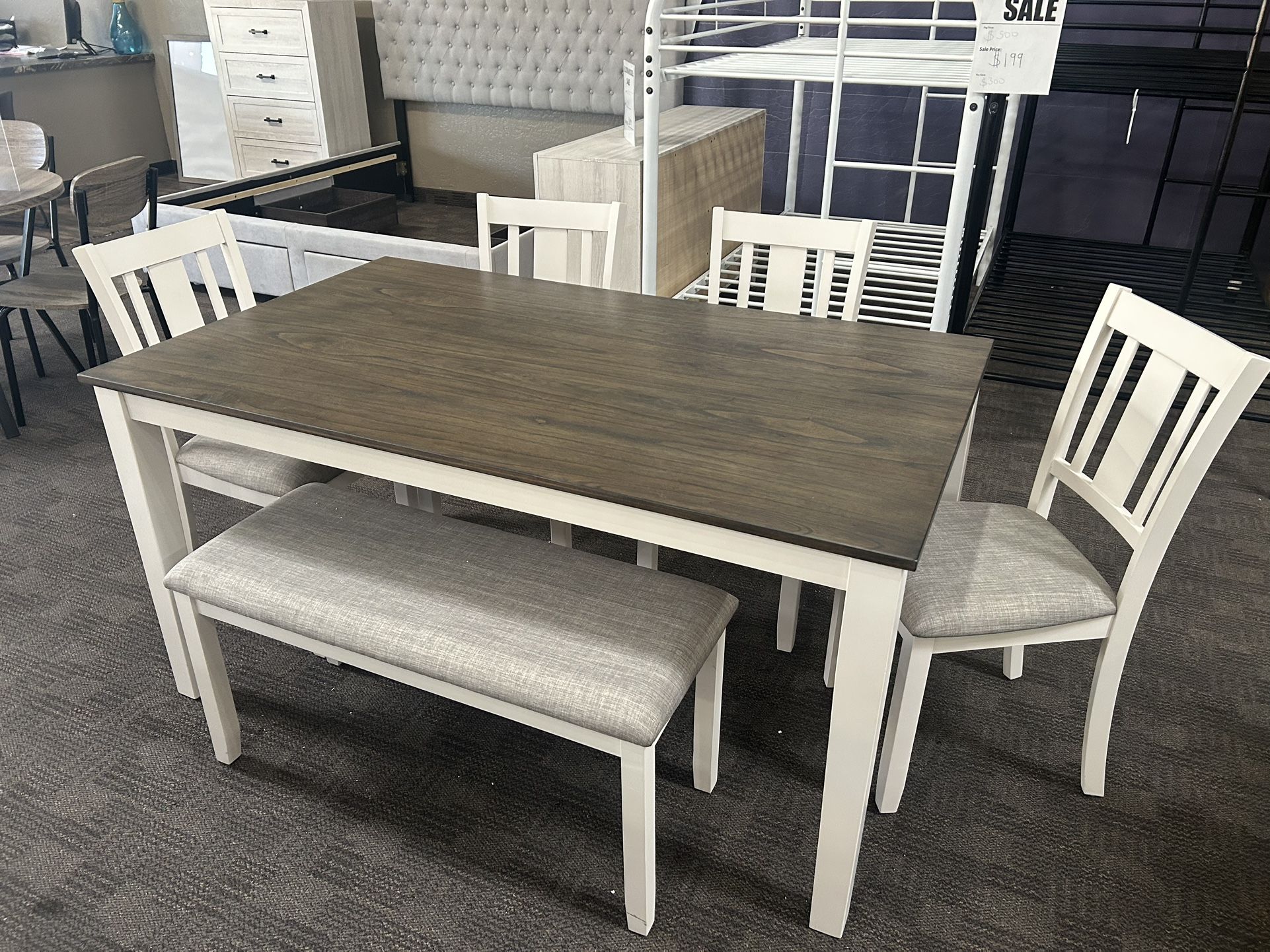 Farmhouse White And Brown Table Set
