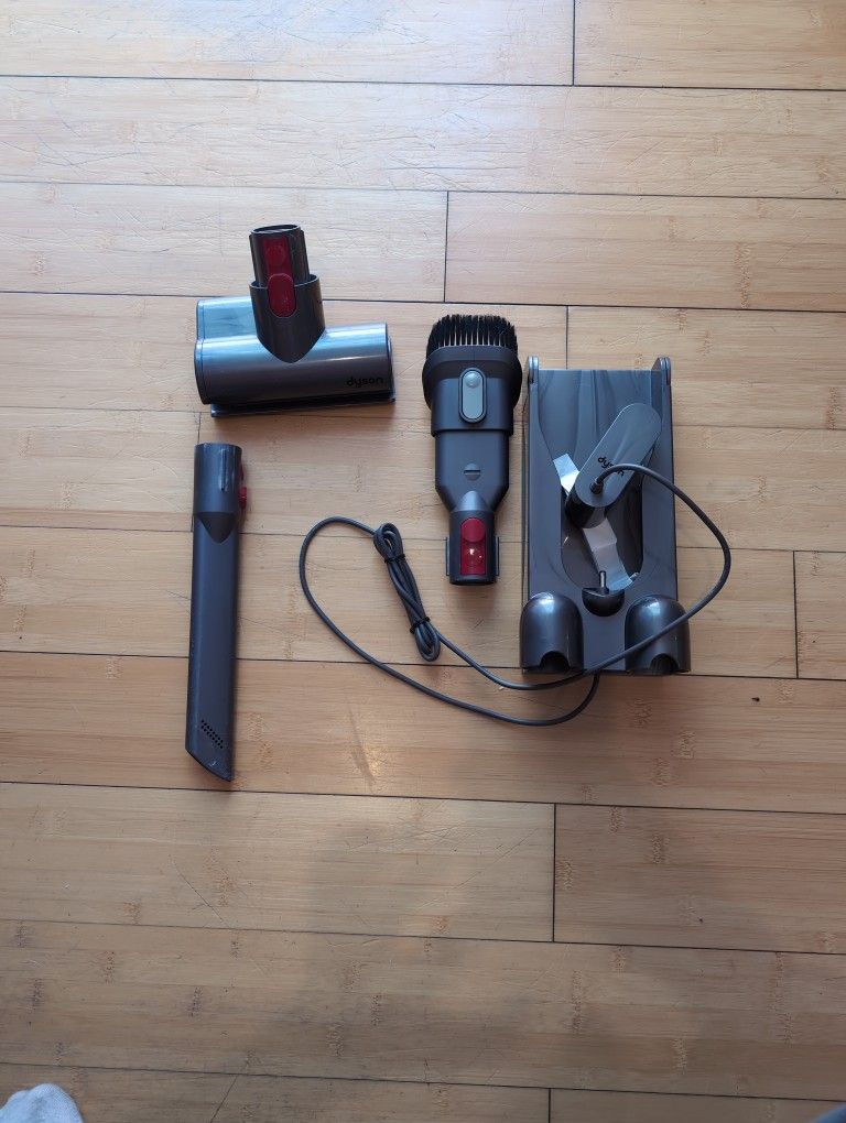 Dyson Wall Mount And Parts