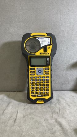Brady labeler m210