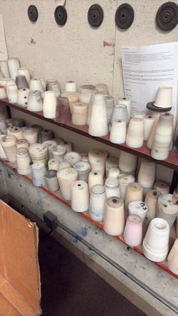 Screen printing fixtures for cups