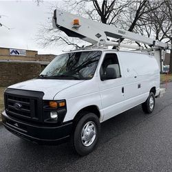 2011 Ford E-350