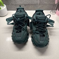 Balenciaga Track Size 43 