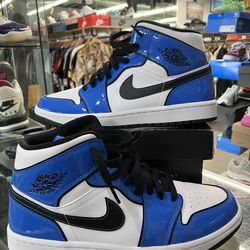 Air Jordan 1 Mid Signal Blue