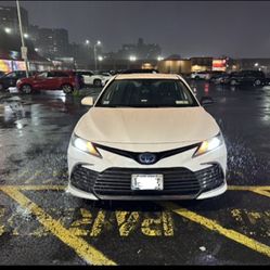 2023 Toyota Camry Hybrid