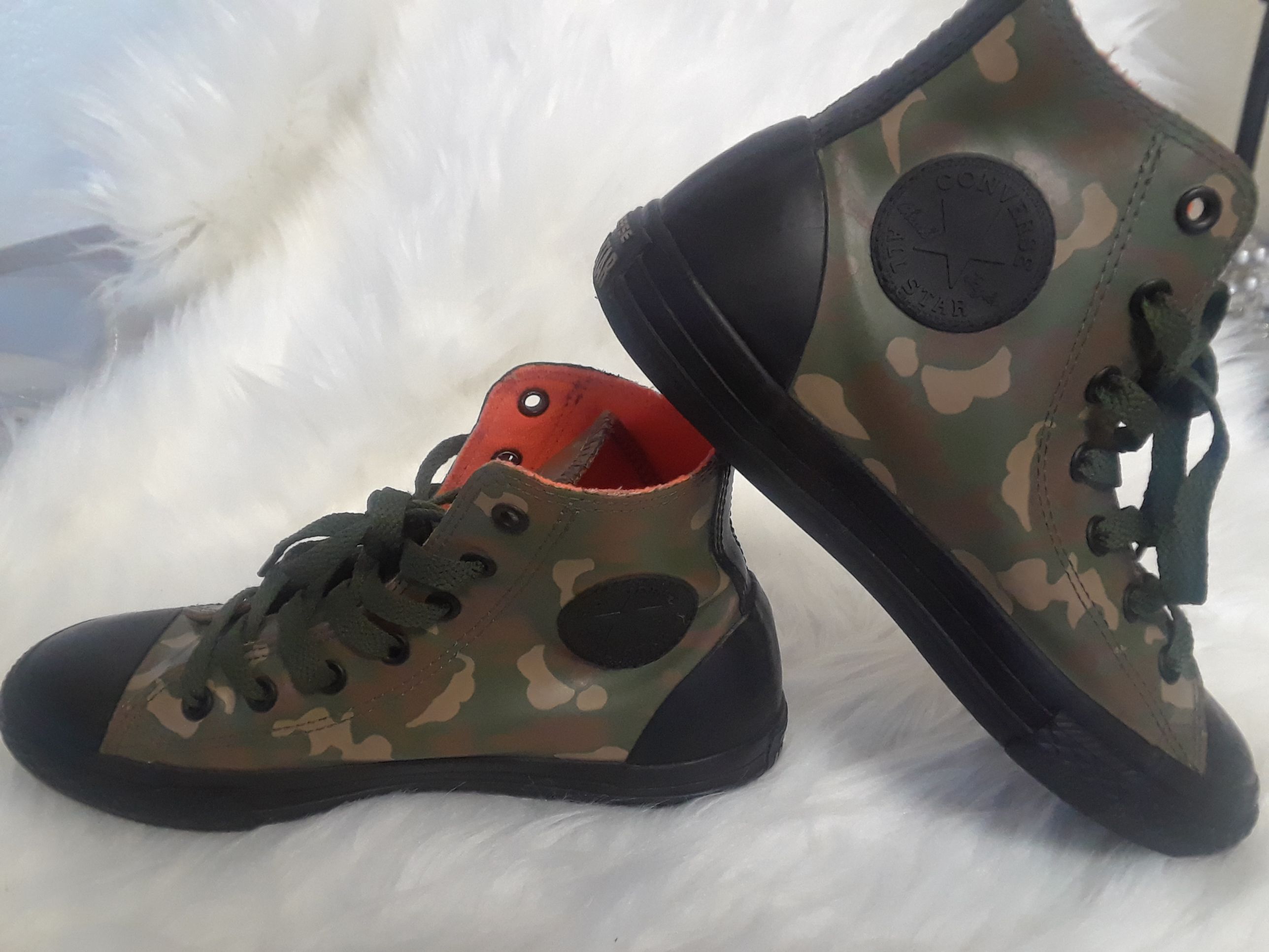 Camouflage Converse