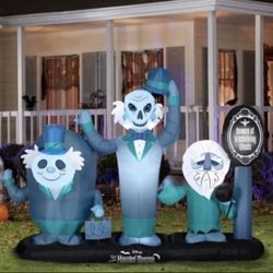 Disney The Haunted Mansion Hitchhiking Ghosts Halloween blowup Inflatable