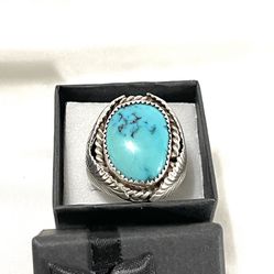 So Vintage Great Condition One Of A Kind McCoy Silver Turquoise Ring. Size 11.